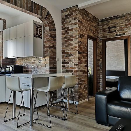 Queen East Verona Apartments Kültér fotó